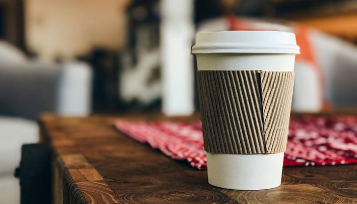 تفاوت-ظروف-کاغذی-با-پلاستیکی