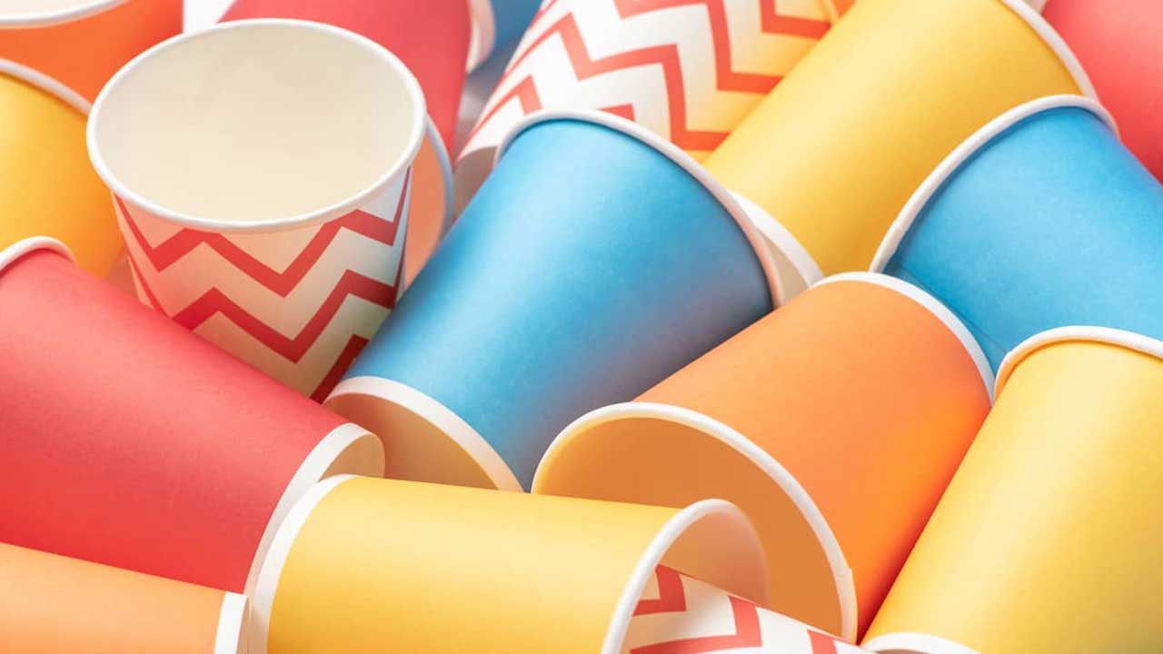 متریال و جنس لیوان های کاغذی