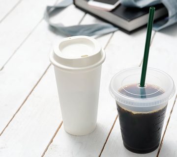 مقایسه لیوان کاغذی با لیوان پلاستیکی